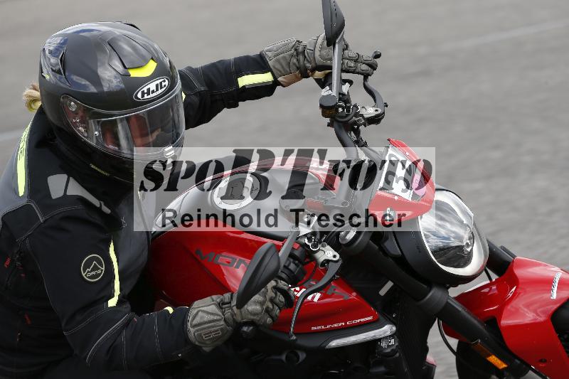 Archiv-2023/54 01.08.2023  FREERIDE TRAINING ADR/Gruppe B/32